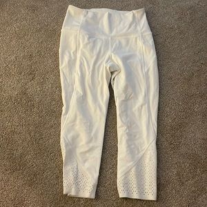 lululemon- white capri leggings